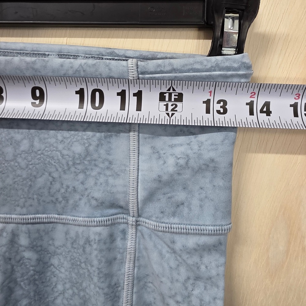 Lululemon Fast and Free High Rise Short 8 Ice Cave Blue Crinkle Nulux Size 6 - Picture 12 of 13